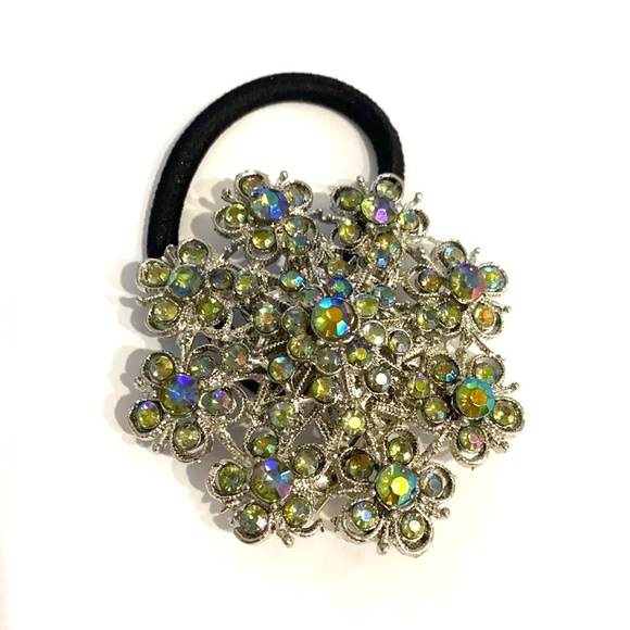 Ponytail Holder Brooch Green Rhinestones 2 In 1 Snowflake - Picture 1 of 2